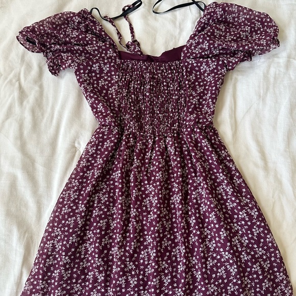 Dress - Picture 2 of 3